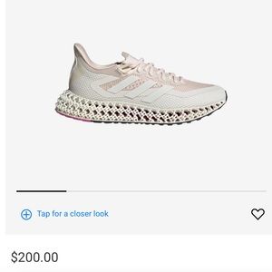 NEW Adidas 4DFWD ***fit like a 7 but are a 61/2